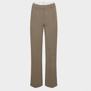 NWT Aritzia Effortless Pant in Modern Taupe